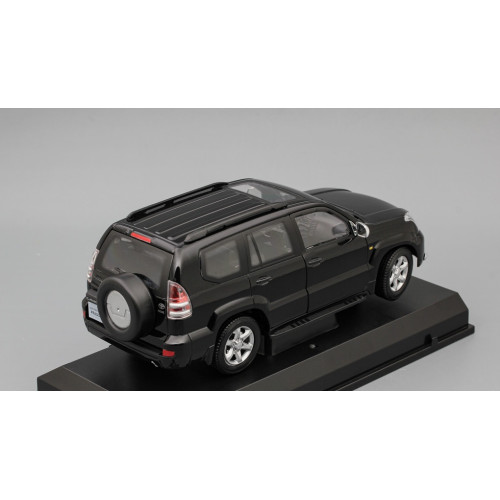 1:24 Масштабная модель TOYOTA Land Cruiser Prado SUV, black