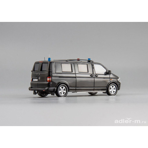 1:43 Масштабная модель VOLKSWAGEN T-5 "FRIEDERICHS" (Автомобиль выездной охраны) серия ГОН, black