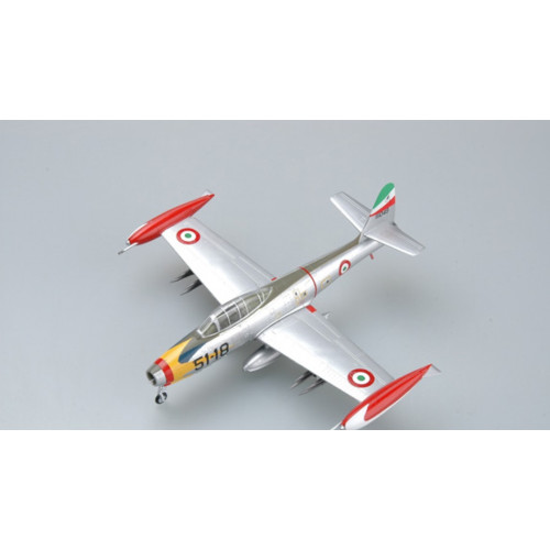 1:72 Масштабная модель Republic F-84G Thunderjet Display Model Aeronautica Militare Italiana Italy