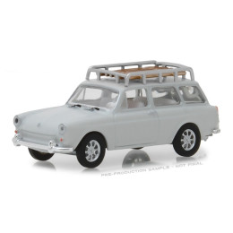 1:64 Масштабная модель VOLKSWAGEN 1600 Squareback 1968 Lotus White with Roof Rack