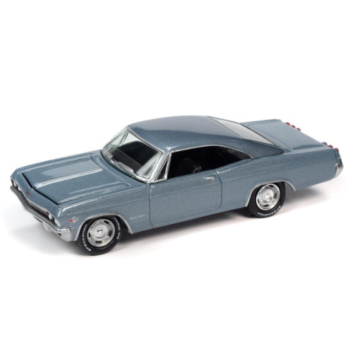 1:64 Масштабная модель Chevrolet Impala SS 1965 Glacier Grey Poly