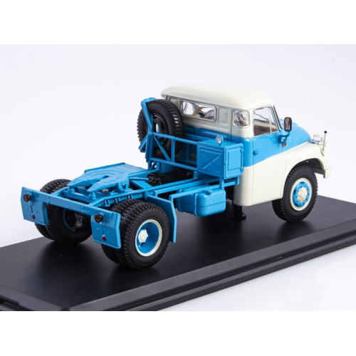 1:43 Масштабная модель Tatra-138 NT 4x4