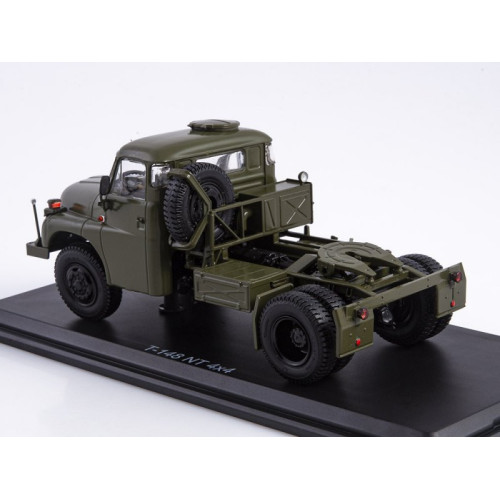 1:43 Масштабная модель Tatra-148-NT 4x4