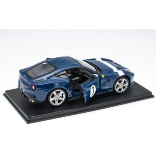 1:24 Масштабная модель FERRARI F12 Berlinetta 2012 Blue