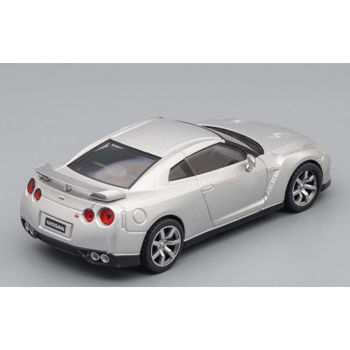 1:43 Суперкары №18 - NISSAN GT-R