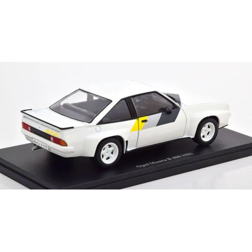 1:24 Масштабная модель OPEL Manta B 400 1981 White