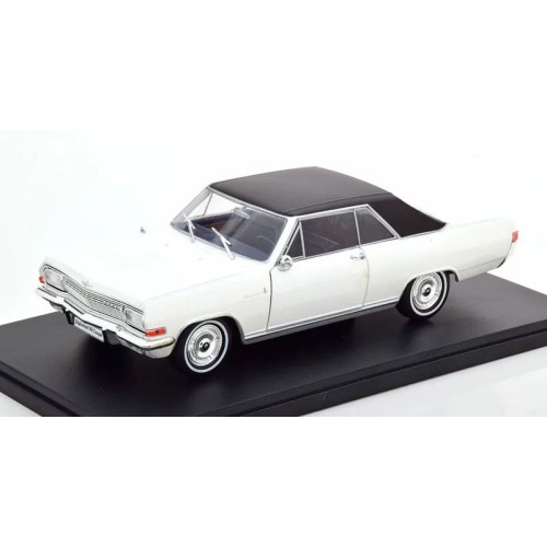 1:24 Масштабная модель OPEL Diplomat V8 Coupe 1965 White/Black