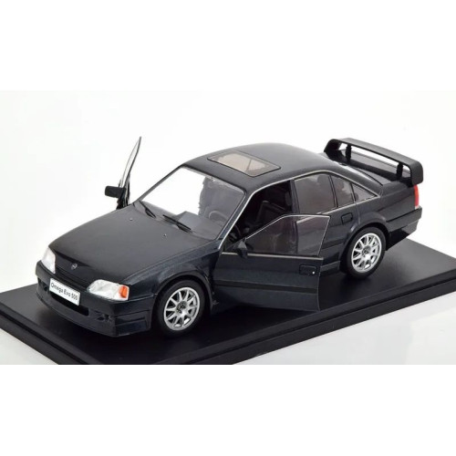 1:24 Масштабная модель OPEL Omega Evolution 500 1991 Black