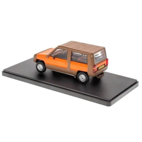 1:43 Масштабная модель RENAULT Rodeo 5 1982 Orange/Brown