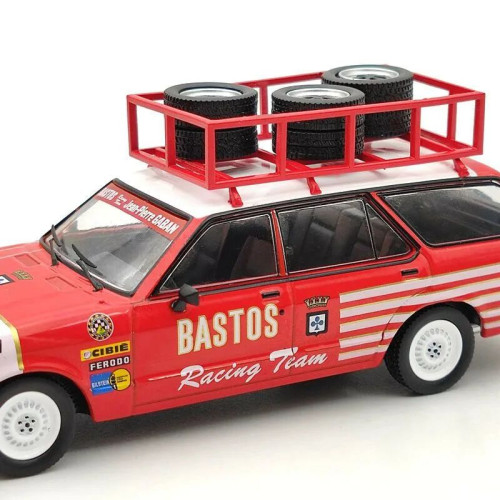 1:43 Масштабная модель FORD Granada MKII Turnier техничка "Bastos Racing Team" с багажником и колесами на крыше 1978