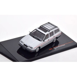 1:43 Масштабная модель FORD Sierra Turnier Ghia 1986 Silver