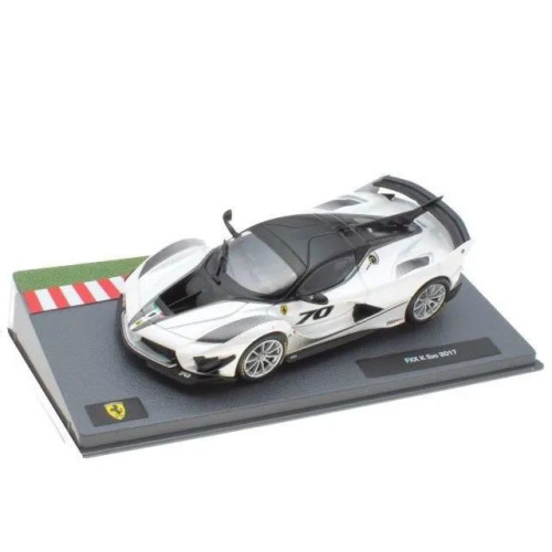 1:43 Масштабная модель FERRARI FXX K Evo #70 2017 White