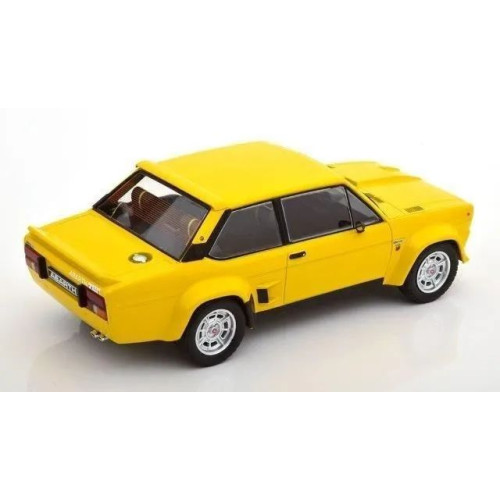 1:18 Масштабная модель FIAT 131 Abarth 1980 Yellow