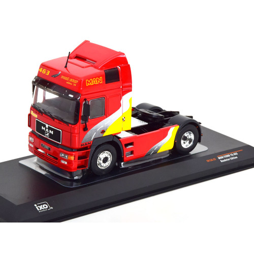 1:43 Масштабная модель MAN F2000 towing vehicle, red grey yellow