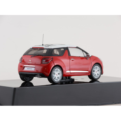 1:43 Масштабная модель Citroen DS3 Sport Chic - red/white 2011