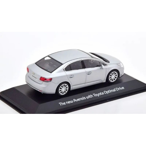 1:43 Масштабная модель TOYOTA Avensis, silber