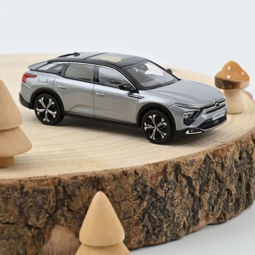 1:43 Масштабная модель Citroen C5X 2021 серый