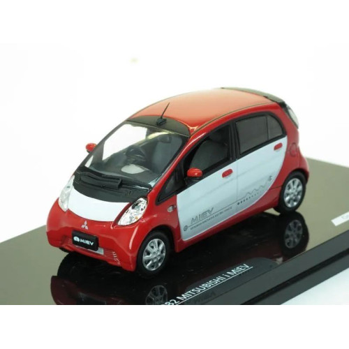 1:43 Масштабная модель MITSUBISHI i MiEV (red/white)