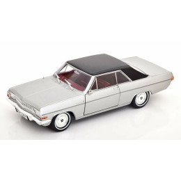 1:24 Масштабная модель Opel Diplomat A Coupe