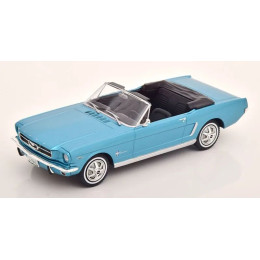 1:24 Масштабная модель FORD Mustang Convertible 1965 Metallic Light Blue