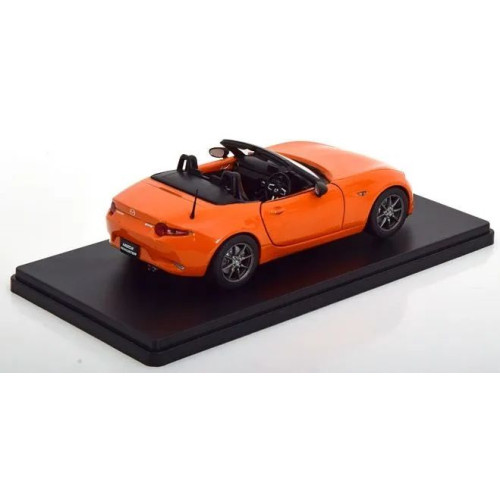 1:24 Масштабная модель MAZDA MX-5 Roadster 2019 Orange