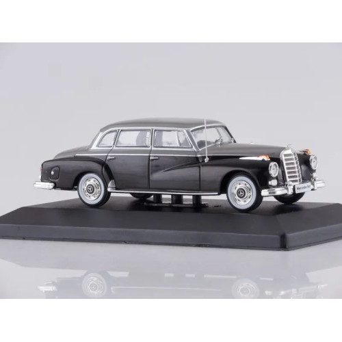 1:43 Масштабная модель Mercedes-Benz 300D (W189), black/grey 1957