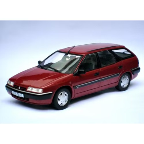 1:24 Масштабная модель Citroen Xantia break