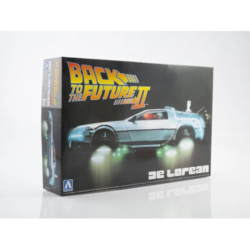 1:24 Сборная модель Back to the Future II DeLorean