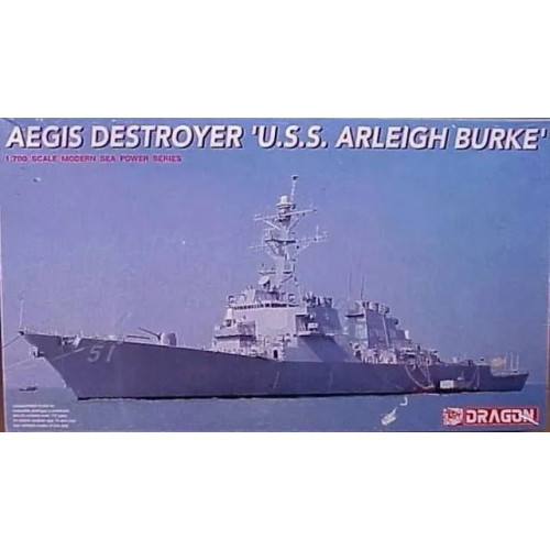 1:700 Сборная модель AEGIS DESTROYER 'U.S.S. ARLEIGH BURKE'