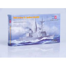 1:1250 Сборная модель Корабль USS Arthur W.Radford DD-968