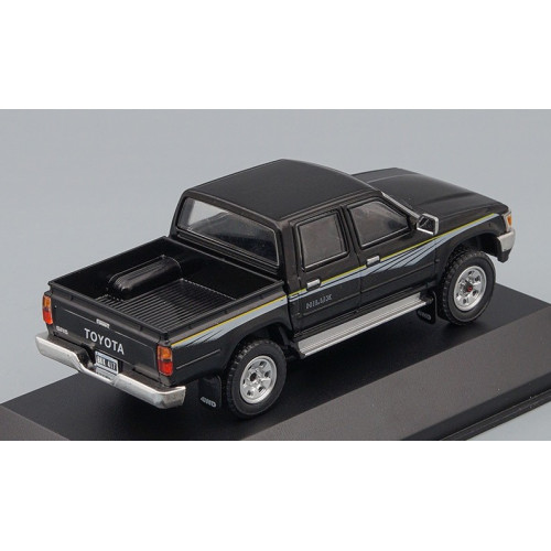 1:43 Масштабная модель TOYOTA Hilux SR5 1997, black