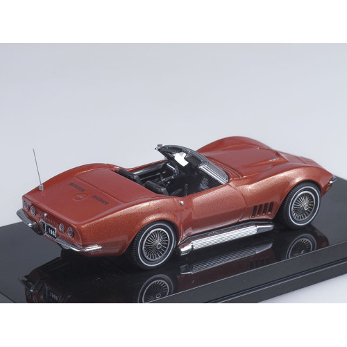 1:43 Масштабная модель Corvette Open Convertible (Bronze), 1968