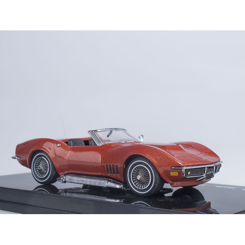 1:43 Масштабная модель Corvette Open Convertible (Bronze), 1968