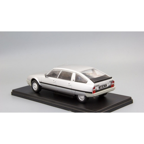 1:24 Масштабная модель CITROEN CX 2500 Prestige Phase II