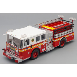 1:43 Масштабная модель SEAGRAVE Marauder II "F.D.N.Y." Fire Department (пожарный) 2003