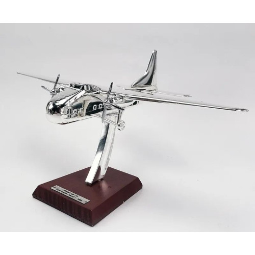 1:200 Самолёт Bristol Type 170 "Superfreighter" MK.32 1953, масштабная модель коллекционная