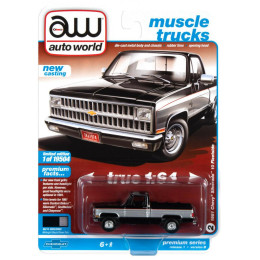 1:64 Масштабная модель CHEVROLET Silverado 10 (1982), black / silver