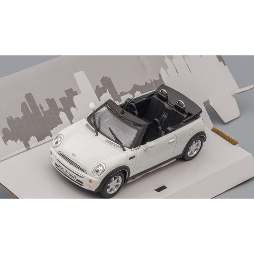 1:43 Масштабная модель MINI Cabrio New, белый