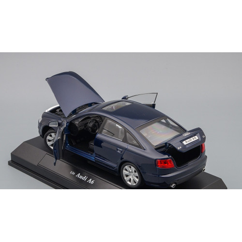 1:24 Масштабная модель AUDI A6, blue