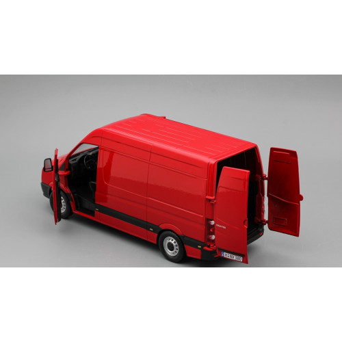 1:24 Масштабная модель VOLKSWAGEN Crafter Van, red