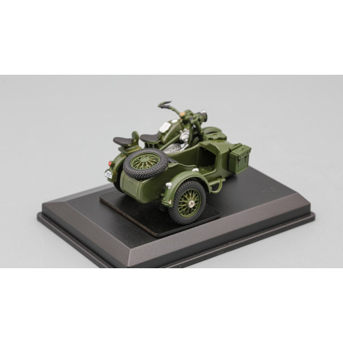 1:43 Масштабная модель Zundapp KS750 motorcycle with sidecar, matte dark green